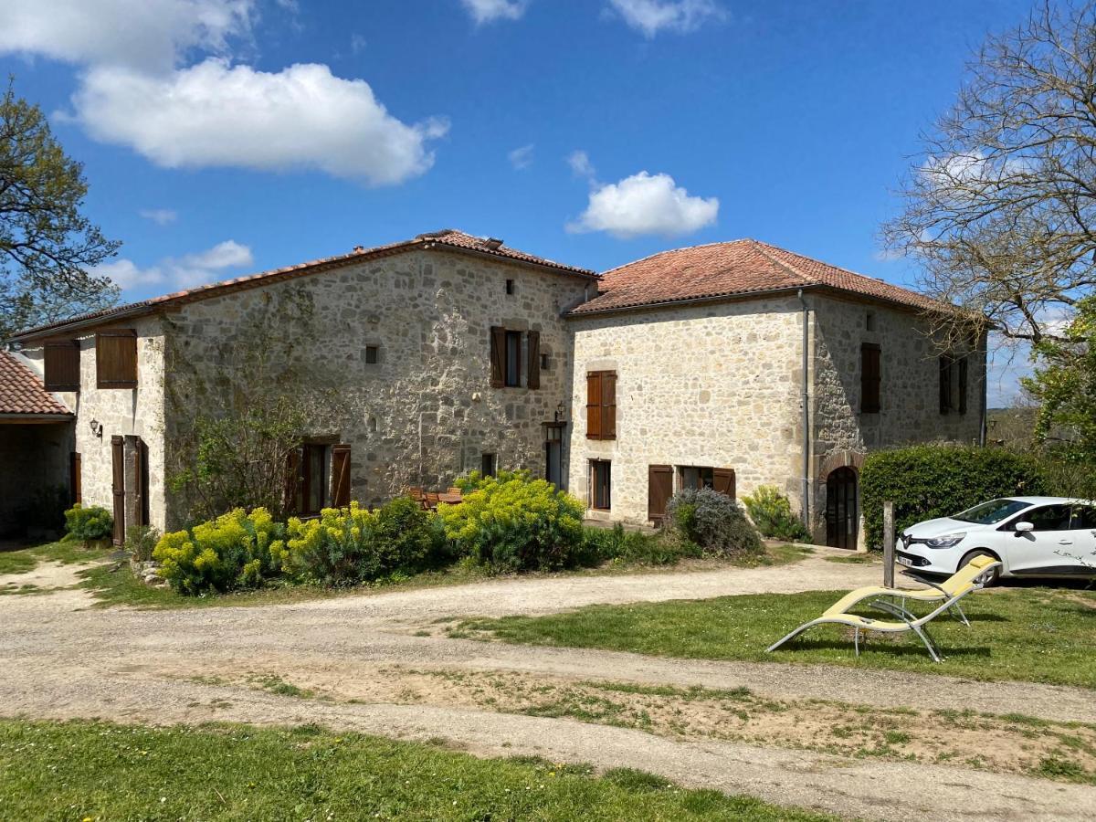 Chez Sophie - Gite Et Gite Equestre Clermont-Dessous Exterior foto